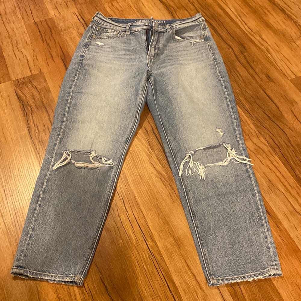 American Eagle Mom Jeans Short Distresses